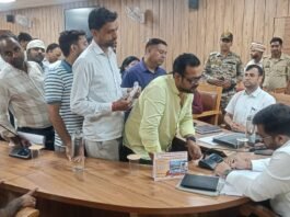 सम्भव दिवस में नगर आयुक्त अजय जैन ने सुनीं जनसमस्याएं, अधिकारियों को दिए त्वरित निस्तारण के निर्देश