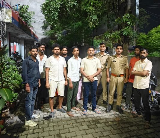 एटीएम से पैसा निकालने निकला किशोर सकुशल बरामद, पिपरौली चौकी पुलिस की तत्परता से परिजनों ने ली राहत की सांस