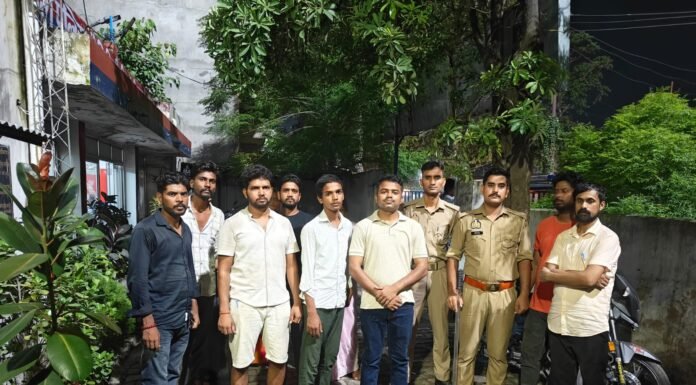 एटीएम से पैसा निकालने निकला किशोर सकुशल बरामद, पिपरौली चौकी पुलिस की तत्परता से परिजनों ने ली राहत की सांस