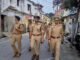 शांति व्यवस्था के मद्देनज़र तिवारीपुर में पुलिस का फ्लैग मार्च एसपी सिटी व सीओ कोतवाली ने सुरक्षा व्यवस्था का लिया जायजा, संदिग्धों पर कड़ी निगरानी के निर्देश