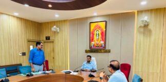 कालेसर से नौसढ़ तक मुख्य मार्ग का होगा सौंदर्यीकरण, मण्डलायुक्त ने की समीक्षा गोल चक्कर, बंधा, टोल प्लाजा और सड़कों के विकास को लेकर विभागों को दिए निर्देश