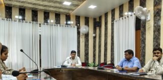 स्वच्छ भारत मिशन की समीक्षा, समयबद्ध लक्ष्य पूरे करने के निर्देश एडीएम सिटी बोले— स्वच्छता प्रशासन की सर्वोच्च प्राथमिकता, लापरवाही नहीं होगी बर्दाश्त