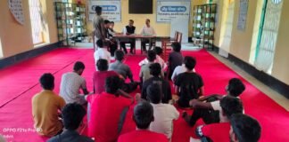 इंस्टाग्राम की फेक आईडी के चलते जेल पहुंचा युवक, बंदी समस्या समाधान दिवस में लगाई रिहाई की गुहार जिला कारागार में विधिक सेवा प्राधिकरण ने सुनी बंदियों की समस्याएं, न्यायोचित सहायता का दिया भरोसा