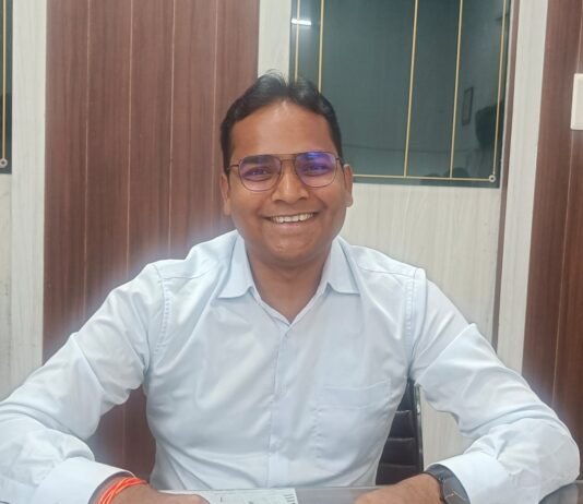 ज्ञान प्रताप सिंह बने सदर एसडीएम, डीएम ने सौंपी अहम जिम्मेदारी पदभार संभालते ही बोले— अपील वाली फाइलें दो दिन में अपर एसडीएम कोर्ट भेजी जाएंगी