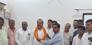 नाथनगर ब्लॉक प्रमुख रामवृक्ष यादव को प्रशासक बनाए जाने पर भव्य स्वागत