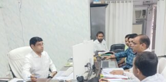 गोरखपुर को 2027 तक बाल श्रम मुक्त बनाने की मुहिम तेज एडीएम सिटी की अध्यक्षता में टास्क फोर्स बैठक, 31 अगस्त तक विशेष अभियान को गति देने के निर्देश