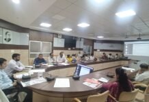 54 विद्यालयों में स्थापित होंगी व्यावसायिक लैब, 2.70 करोड़ रुपये के उपकरण क्रय को मंजूरी सीडीओ शाश्वत त्रिपुरारी की अध्यक्षता में जनपदीय क्रय समिति की बैठक, छात्रों को मिलेगा आधुनिक कौशल प्रशिक्षण