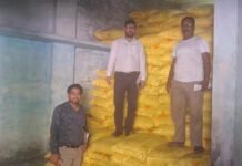 उर्वरक दुकानों पर प्रशासन की बड़ी कार्रवाई, 33 प्रतिष्ठानों की जांच, चार के लाइसेंस निलंबित खरीफ सीजन में कालाबाजारी रोकने को छापेमारी, आठ नमूने जांच के लिए भेजे गए
