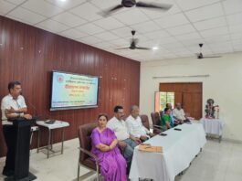 एचआर पीजी कॉलेज में विज्ञान संकाय के नवप्रवेशित विद्यार्थियों का हुआ भव्य स्वागत दीक्षारंभ कार्यक्रम में अनुशासन, अध्ययन और व्यक्तित्व विकास का दिया संदेश
