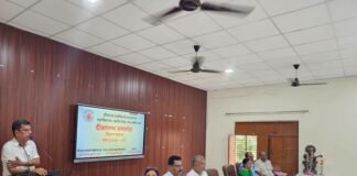 एचआर पीजी कॉलेज में विज्ञान संकाय के नवप्रवेशित विद्यार्थियों का हुआ भव्य स्वागत दीक्षारंभ कार्यक्रम में अनुशासन, अध्ययन और व्यक्तित्व विकास का दिया संदेश