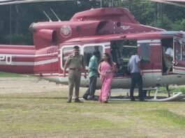 हेलीकॉप्टर से कांवड़ मार्गों का हवाई सर्वेक्षण, शिवभक्तों पर हुई पुष्प वर्षा डीएम अस्मिता लाल और एसपी सूरज कुमार राय ने लिया सुरक्षा व्यवस्था का जायजा, हर-हर महादेव के जयघोष से गूंजा कांवड़ मार्ग