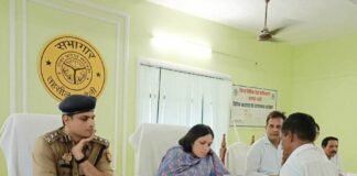 संपूर्ण समाधान दिवस में 63 शिकायतें, सात का मौके पर निस्तारण डीएम कृतिका ज्योत्स्न ने अधिकारियों को 15 दिन में लंबित मामलों के गुणवत्तापूर्ण समाधान के दिए निर्देश