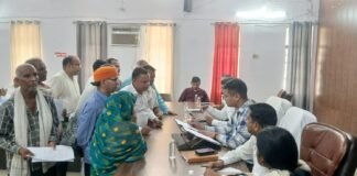सम्पूर्ण समाधान दिवस में पहुंचे 89 मामले, 10 शिकायतों का मौके पर निस्तारण एडीएम (मुख्य राजस्व अधिकारी) हिमांशु वर्मा ने सुनी जनसमस्याएं, राजस्व मामलों के लिए टीम गठित