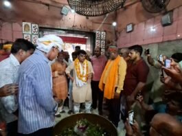 डॉ. उदय प्रताप चतुर्वेदी ने किया बाबा तामेश्वरनाथ धाम के श्रावण मेले का शुभारंभ, ट्रस्ट को दिए ₹21 हजार