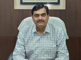 13 वरिष्ठ आईएएस अधिकारियों के तबादले, गोरखपुर को मिला नया मंडलायुक्त इन्द्र विक्रम सिंह बने गोरखपुर के नए कमिश्नर, अनिल ढींगरा को मिली आवास विभाग की जिम्मेदारी