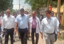 जिला अस्पताल में डीएम का औचक निरीक्षण, अव्यवस्थाओं पर सख्त चेतावनी एक माह में सुधार के निर्देश, अगली जांच में गड़बड़ी मिलने पर होगी कार्रवाई