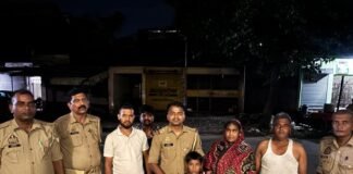 पुलिस की सक्रियता से कुछ ही घंटों में लापता बालक सकुशल बरामद गीडा पुलिस की त्वरित कार्रवाई, चौकी प्रभारी पिपरौली अमरेश सिंह की टीम ने परिजनों को सौंपा बच्चा