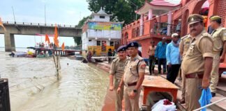कांवड़ यात्रा को लेकर DIG ने परखी सुरक्षा व्यवस्था मुक्तिघाट व मेला परिसर का निरीक्षण, भीड़ नियंत्रण और यातायात प्रबंधन पर दिए निर्देश