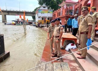 कांवड़ यात्रा को लेकर DIG ने परखी सुरक्षा व्यवस्था मुक्तिघाट व मेला परिसर का निरीक्षण, भीड़ नियंत्रण और यातायात प्रबंधन पर दिए निर्देश
