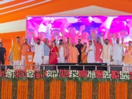 संतकबीरनगर को 684 करोड़ की सौगात, 201 परियोजनाओं का लोकार्पण-शिलान्यास; सीएम योगी ने विपक्ष पर साधा निशाना कबीर की धरती से विकास और विरासत का संदेश, तामेश्वरनाथ कॉरिडोर, कबीर अकादमी और मेडिकल कॉलेज समेत कई योजनाओं का किया जिक्र