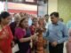रंगों में दिखी कला की दुनिया, बुद्ध की विरासत से रूबरू हुए दर्शक बौद्ध संग्रहालय में अंतरराष्ट्रीय ललित कला प्रदर्शनी का मंडलायुक्त ने किया उद्घाटन