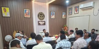 बारात घर और उत्सव भवनों के निर्माण में तेजी लाने के निर्देश उपनिदेशक पंचायत ने समीक्षा बैठक में तय समय में कार्य पूरा कराने पर दिया जोर