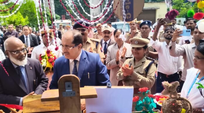 राष्ट्रीय लोक अदालत में 65,724 वादों का निस्तारण, 14 दंपतियों के रिश्तों में फिर लौटी मिठास सुलह-समझौते से साथ रहने को राजी हुए पति-पत्नी, मोटर दुर्घटना के 111 मामलों में 41.11 करोड़ रुपये की क्षतिपूर्ति