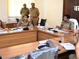 लंबित विवेचनाओं के निस्तारण में तेजी लाएं : डीआईजी मासिक अपराध समीक्षा गोष्ठी में संजीव त्यागी ने दिए निर्देश, गैंगस्टर और वांछित आरोपियों की शत-प्रतिशत गिरफ्तारी पर जोर