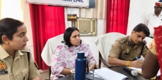संपूर्ण समाधान दिवस में 81 मामले, छह का मौके पर निस्तारण डीएम ने अधिकारियों को दिए स्थलीय निरीक्षण कर शिकायतों के गुणवत्तापूर्ण और समयबद्ध निस्तारण के निर्देश