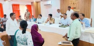 संपूर्ण समाधान दिवस में 175 शिकायतों की सुनवाई, 24 का मौके पर निस्तारण तीनों तहसीलों में अधिकारियों ने सुनीं फरियादियों की समस्याएं, शेष शिकायतों के समयबद्ध और गुणवत्तापूर्ण निस्तारण के निर्देश