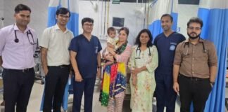 बिना ओपन हार्ट सर्जरी 11 माह की बच्ची के दिल का इलाज आरएमएलआईएमएस के कार्डियोलॉजी विभाग में पहली बार एक साल से कम उम्र के शिशु का पीडीए डिवाइस क्लोजर, कैथेटर से बंद की जन्म से खुली रक्त वाहिका
