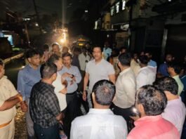 बारिश से शहर में जलभराव, सांसद-महापौर ने लिया जायजा नगर आयुक्त के साथ प्रभावित इलाकों में पहुंचे, पंप लगाकर पानी निकालने और नालों की सफाई के निर्देश
