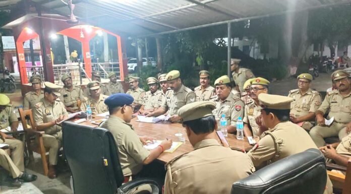 लंबित विवेचनाएं समय से पूरी करें, वांछित-वारंटियों की करें गिरफ्तारी : सीओ मेंहदावल सर्किल के चार थानों की संयुक्त समीक्षा, साइबर और महिला अपराधों में त्वरित कार्रवाई के निर्देश