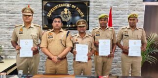 सीसीटीएनएस रैंकिंग में संतकबीरनगर प्रदेश में अव्वल एसपी और एएसपी को मिला प्रशस्ति पत्र, उत्कृष्ट कार्य करने वाले पुलिसकर्मियों को नकद पुरस्कार