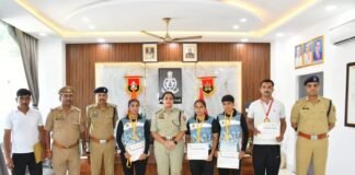 पुलिस खिलाड़ियों ने जीते पांच पदक 74वीं उत्तर प्रदेश पुलिस वॉलीबाल क्लस्टर प्रतियोगिता में बदायूं के खिलाड़ियों का शानदार प्रदर्शन