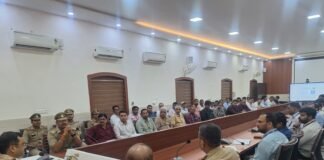 साइबर ठगी पर शिकंजे के लिए पुलिस और बैंक प्रबंधकों ने बनाई रणनीति डिजिटल अरेस्ट, इन्वेस्टमेंट फ्रॉड और म्यूल खातों पर विशेष निगरानी के निर्देश; 74 शाखा प्रबंधक हुए शामिल