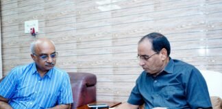 प्रो. केपी सिंह ने डीडीयू विश्वविद्यालय के कुलपति का कार्यभार संभाला शैक्षणिक उत्कृष्टता, शोध-नवाचार और रोजगारपरक शिक्षा को देंगे प्राथमिकता