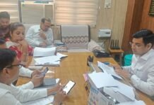 सेवा संकल्प अभियान की तैयारियों को एडीएम सिटी ने परखा सभी ईओ के साथ बैठक कर ली अब तक की तैयारियों की जानकारी, व्यवस्थाएं समय से पूरी करने के निर्देश