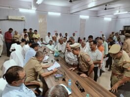 तहसील समाधान दिवस में डीएम-एसएसपी ने सुनीं फरियादियों की समस्याएं शिकायतों के गुणवत्तापूर्ण और समयबद्ध निस्तारण के निर्देश, भूमि विवादों में राजस्व-पुलिस को समन्वय से कार्रवाई के आदेश