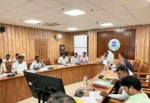 संपत्ति कर वसूली में लापरवाही पर नगर आयुक्त नाराज जोन-3 में सबसे कम 21 प्रतिशत वसूली, बड़े बकायेदारों को ओटीएस नोटिस देने के निर्देश