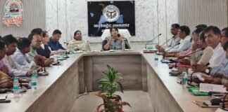आईजीआरएस शिकायतों के निस्तारण में औपचारिकता नहीं, गुणवत्ता पर दें जोर डीएम सरनीत कौर ब्रोका ने की समीक्षा, असंतुष्ट फीडबैक वाले मामलों में जिम्मेदारी तय करने के निर्देश