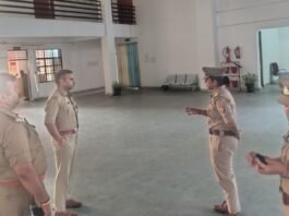 एसपी उत्तरी ने गीडा थाने का किया औचक निरीक्षण जनसुनवाई, महिला हेल्प डेस्क और मिशन शक्ति केंद्र की व्यवस्थाएं परखीं, अभिलेख दुरुस्त रखने के निर्देश