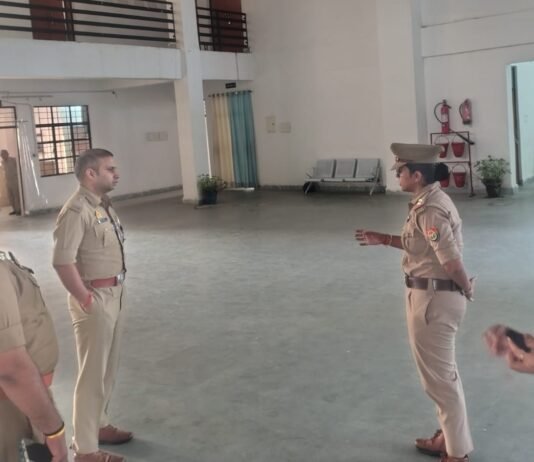 एसपी उत्तरी ने गीडा थाने का किया औचक निरीक्षण जनसुनवाई, महिला हेल्प डेस्क और मिशन शक्ति केंद्र की व्यवस्थाएं परखीं, अभिलेख दुरुस्त रखने के निर्देश