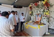 दिवंगत पहलवान ब्रह्मानंद के परिवार को एक लाख की आर्थिक मदद गोसाईपुर पहुंचे डॉ. उदय प्रताप व राकेश चतुर्वेदी, परिजनों को बंधाया ढांढस; हर संभव सहयोग का दिया भरोसा