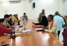 भानपुर तहसील में 36 फरियादियों ने रखीं समस्याएं, तीन का मौके पर निस्तारण डीएम कृत्तिका ज्योत्स्ना ने सुनीं शिकायतें, अधिकारियों को समयबद्ध और गुणवत्तापूर्ण निस्तारण के दिए निर्देश