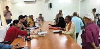 भानपुर तहसील में 36 फरियादियों ने रखीं समस्याएं, तीन का मौके पर निस्तारण डीएम कृत्तिका ज्योत्स्ना ने सुनीं शिकायतें, अधिकारियों को समयबद्ध और गुणवत्तापूर्ण निस्तारण के दिए निर्देश