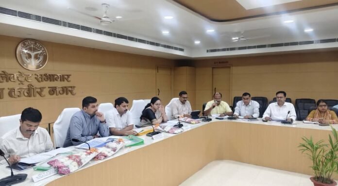 आकांक्षात्मक ब्लॉकों में योजनाओं की प्रगति परखी बघौली, पौली और सांथा में 50 पैरामीटर पर समीक्षा, डाटा और वास्तविक प्रगति में अंतर मिलने पर सुधार के निर्देश