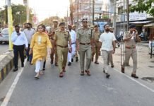 नवरात्र पर मिशन शक्ति फेज-6 का शुभारंभ, नारी सशक्तीकरण का दिया संदेश डीआईजी संजीव त्यागी के नेतृत्व में निकला पैदल मार्च, महिलाओं को सुरक्षा और हेल्पलाइन सेवाओं के प्रति किया जागरूक