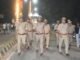 पीईटी अभ्यर्थियों से मिले डीआईजी, सुरक्षा और यातायात व्यवस्था का लिया जायजा डीआईजी संजीव त्यागी ने एसपी बस्ती के साथ परीक्षा केंद्रों, बस स्टेशन और रेलवे स्टेशन का किया निरीक्षण