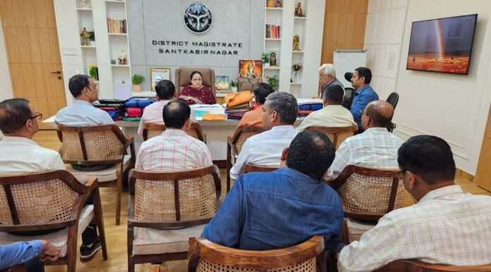 जनगणना-2027 की तैयारियों में लापरवाही बर्दाश्त नहीं, समयसीमा में पूरा करें काम 16 से 30 नवंबर तक स्व-गणना, एक दिसंबर से घर-घर पहुंचेंगे प्रगणक